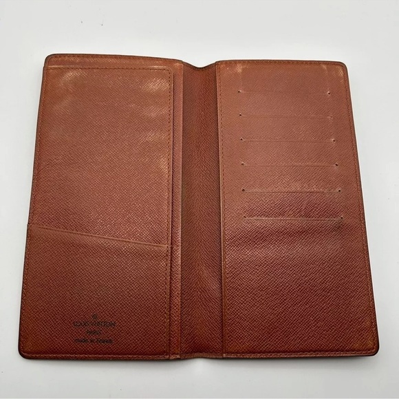 Authentic Louis Vuitton wallet - Picture 6 of 6